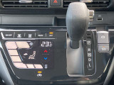 オートエアコンで車内快適!