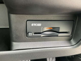 ETC2.0です。セットアップを完了してから納車となりますので、すぐにご利用いただけます。