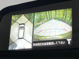 【アラウンドビューモニター】専用のカメラにより、上から見下ろしたような視点で360度クルマの周囲を確認することができます☆死角部分も確認しやすく、狭い場所での切り返しや駐車もスムーズに行えます。