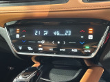フロント両席にはシートヒーターが付いています!寒い日に便利な装備ですね。