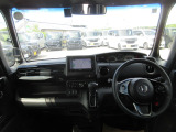 視界が良好でどなたでも運転がしやすいのでお勧めです!!