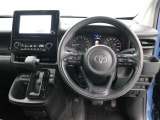 運転席廻りです。