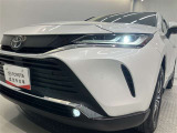 消費電力も少なく寿命も長いのがLEDの特徴。HIDのような点灯のタイムラグもなくパッと明るくなるのも特徴のひとつです。