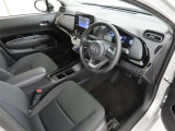 シンプルで使いやすいデザインの運転席です。