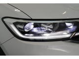 LEDヘッドライト+LEDテールランプ付き。高い視認性を確保しながら、消費電力の少なさと長寿命を実現させた次世代のライトです。