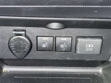シガーソケット用の充電器が使用可能です!
