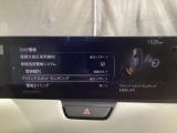 TCS(トラクションコントロールシステム)&DSC(横滑り防止機構)やBSM(隣車線上の側・後方からの車両接近を通知)、LDWS(車線逸脱警報システム)で安全運転をサポート!