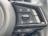 【全車速追従機能付クルーズコントロール】高速道路での長距離走行が楽に!!自動で速度を保つクルーズコントロールが、衝突軽減システムと連携し、前方の車両を感知して車間を保つように速度調節してくれます!!