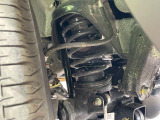 お車を安心してお乗りいただく為には、足回りの定期点検が欠かせません。サービスサポート(有償保証)では無料点検もご提供しており、安心のカーライフをお過ごしいただけるサポート体制が整っています。