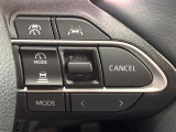 【レーダークルーズコントロール】高速道路での長距離走行が楽に!!自動で速度を保つクルーズコントロールが、衝突軽減システムと連携し、前方の車両を感知して車間を保つように速度調節してくれます!!