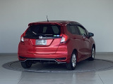 バックカメラが付いているのでバックでの車庫入れも安心です