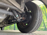 お車を安心してお乗りいただく為には、足回りの定期点検が欠かせません。サービスサポート(有償保証)では無料点検もご提供しており、安心のカーライフをお過ごしいただけるサポート体制が整っています。