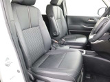 運転席からの視界も是非一度体感してみて下さいませ(^^)/