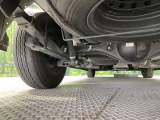 お車を安心してお乗りいただく為には、足回りの定期点検が欠かせません。サービスサポート(有償保証)では無料点検もご提供しており、安心のカーライフをお過ごしいただけるサポート体制が整っています。