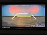 バックカメラを装備しています☆バックするときの後方確認がとてもしやすくなります!バックが苦手な方にも大変おすすめの装備です!