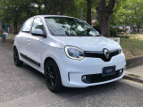 リアエンジンなのでフロントにエンジンが無い為、ハンドルの切れ角大きく小回りも効き、コンパクトな車体でスイスイ走れます。