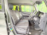 運転席シート廻りは使用感も少なく、良好な状態となっています。丁寧に使われていたことがよくわかりますね。