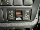 両側電動スライドドアで狭い所でも乗り降り楽々です!