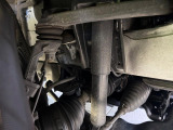 お車を安心してお乗りいただく為には、足回りの定期点検が欠かせません。サービスサポート(有償保証)では無料点検もご提供しており、安心のカーライフをお過ごしいただけるサポート体制が整っています。