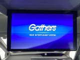 【後席用プルダウンモニター】後ろに乗車している人を飽きさせません♪ テレビやDVDビデオを見ながら楽しいドライブを♪使わない時は格納できますので、ジャマになる事もありません♪