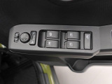 納車前に12ヶ月点検・エンジンオイル交換・ バッテリー交換・ワイパーゴム交換・キーレス、キーフリーの電池交換を実施しております。ダイハツの整備士がきっちりと点検したお車をお届けいたします!