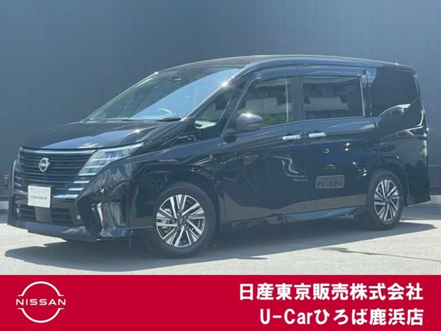 セレナ 1.4 e-POWER ハイウェイスターV 