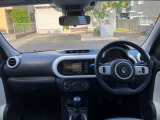丁寧に扱われていたのが伺える清潔できれいな車内です。禁煙車なので嫌な臭いもございません。
