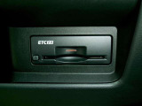 ビルトインタイプのETC2.0装備です!高速道路もストレスなくスムースに走行できますよ。