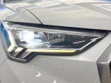 ●LEDヘッドライト:夜間走行時も良好な視界を確保し安心して運転できる高輝度LEDヘッドライトを装備!点灯速度が早く、消費電力も抑えられています。