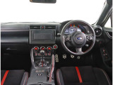 運転がわくわくするようなコックピットです!!