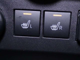 【シートヒーター】運転席と助手席の座面にヒーターが内蔵されていますので寒い時でも快適運転です。