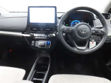 ぜひ展示車の運転席に座ってみてください。
