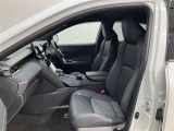 見通しのよいすっきりとした視界で、誰でも運転しやすいです。運転のしやすさは疲れにくさにも繋がりますよ♪