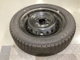 当社にてデモ走行時に装着していたワンシーズン使用の中古スタットレスタイヤ+ホイール4本セットを用意致しました。(2025年製、タイヤ+ホイールは現状渡し、保証対象外です)
