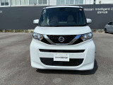 日産のブランドを象徴するVモーショングリルです。