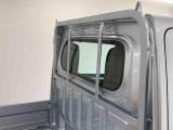 お客様から下取仕入れをする際には、1台づつ査定を行ってお車の状態をチェックしております。自社でメンテナンスの履歴がしっかりしている車両もたくさん入荷しています。
