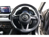 視認性の良いメーターで、運転中も情報がひと目で確認できて安心。見やすさにこだわったデザインで、毎日のドライブがもっと快適に