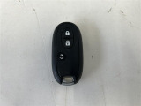 当社の九州運輸局指定工場にて、納車前点検整備致します。 点検項目数は100項目に及び、安心の状態でお客様にお届けいたします!買ってからも安心のカーライフを提供します。