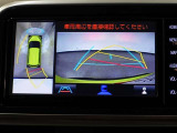 パノラミックビューモニター付きで、車両の周囲を確認することができるので安心できますね♪