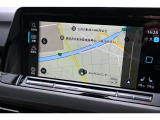 【Volkswagen純正インフォテイメントシステム】直感的に操作しやすい、ナビ、オーディオ、車両情報、エンタメ機能が統合されたシステム。