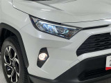 消費電力が少なく長寿命のLEDヘッドライトとハロゲンフォグ!