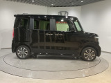 弊社は車両販売価格に、整備代金が含まれております。納車時までにホンダの整備士がしっかりと点検整備をさせていただいておりますので、安心してお買い求めいただけます。