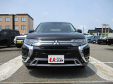 アウトランダーPHEV 2.4 G プラスパッケージ 4WD 