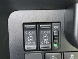 両側電動スライドドアで狭い所でも乗り降り楽々です!