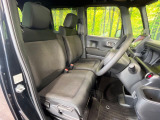運転席シート廻りは使用感も少なく、良好な状態となっています。丁寧に使われていたことがよくわかりますね。