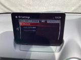 Apple Carplay・Android Auto対応!マツダ コネクト(コマンダーコントロール)でスマートフォンを操作して、通話、音楽を聴いたり、マップで目的地を調べることができます。