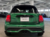 BMW・MINIの厳しい試験を突破したメカニックが多数在籍しております。ご購入後の納車前整備をしっかりいたします。楽しいMINIライフをお過ごしください。