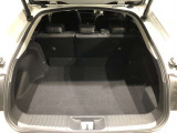 広々としたラゲージスペースを備えています。大きなものや長さのある荷物もしっかりと積み込めます。