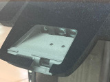 【トヨタセーフティセンス】走行中に前方の車両等を認識し、衝突しそうな時は警報とブレーキで衝突回避と被害軽減をアシスト。より安全にドライブをお楽しみいただけます。