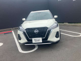 ヘッドライトは明るいLEDタイプです